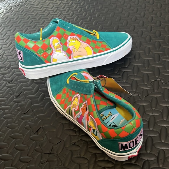 Vans X Simpsons Moes Old Skool - Picture 3 of 3